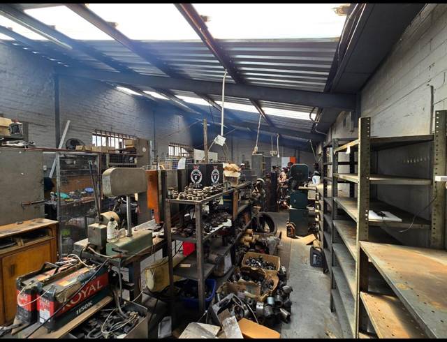 143M² WAREHOUSE TO LET IN BENROSE